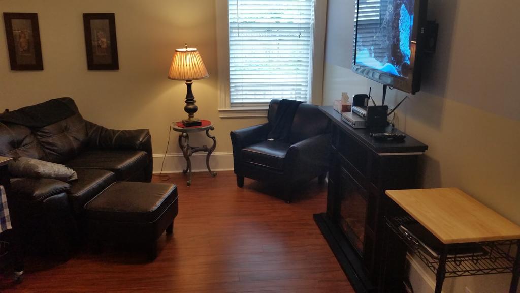 Work Play Suites Union Fredericton Zimmer foto